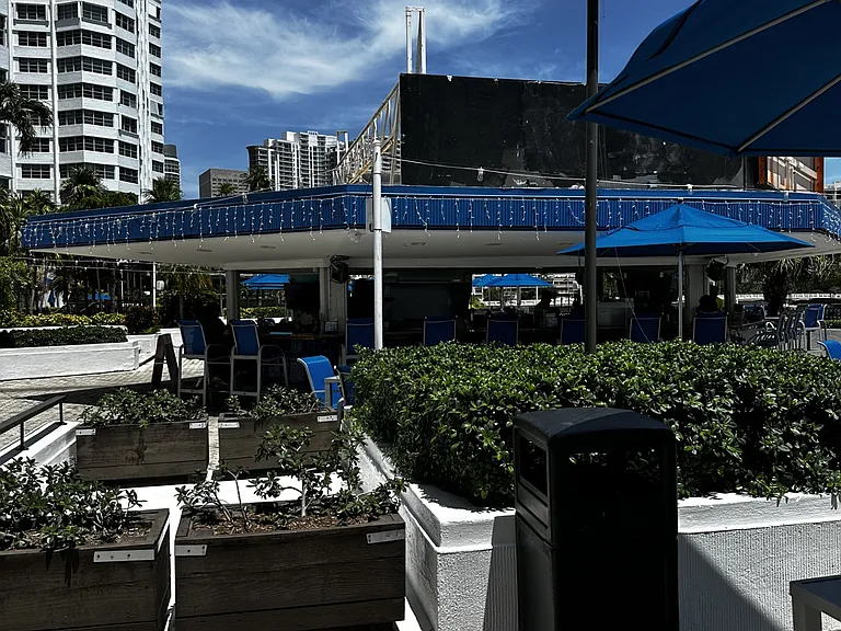 825 Brickell Bay Dr #750 — Photo 27