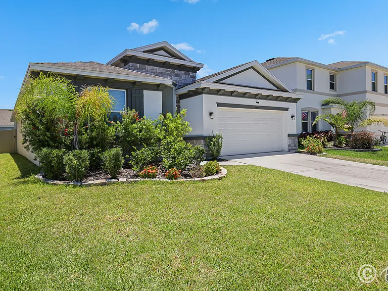 5689 Hawks Cay — Photo 11