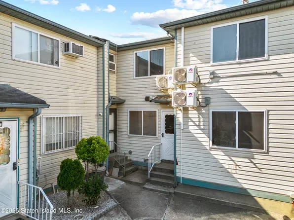 303 Mosel Ave, Staten Island, NY 10304
