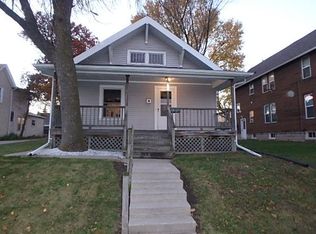 1625 S 84th St, West Allis, WI 53214