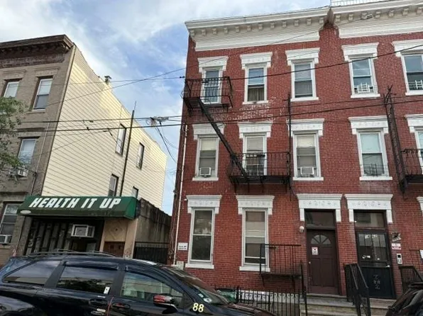 1464 66th St, Brooklyn, NY 11219