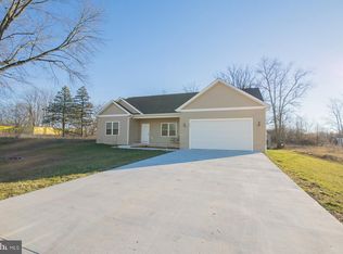 2084 Charles Town Rd, Martinsburg, WV 25405