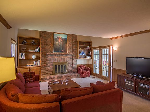 2nd image of 69 Lake Forest Dr