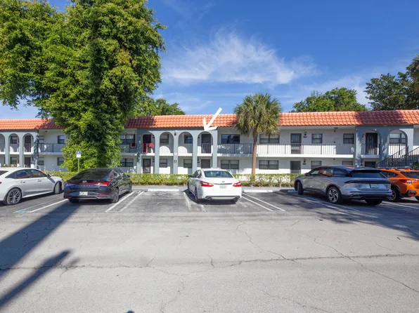 1901 W Woolbright Road #A203, Boynton Beach, FL 33426