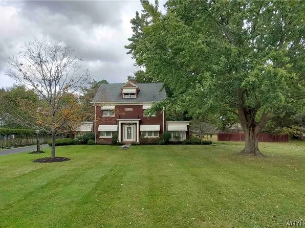 279 N Main St, Angola, NY 14006
