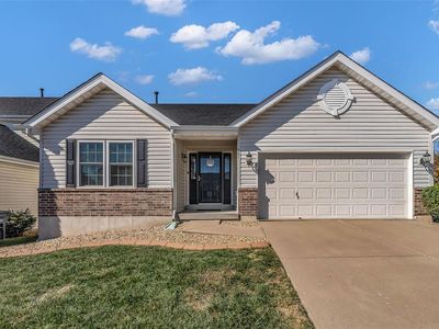 601 Midland Dr, O'Fallon, MO, 63366