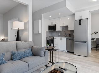280 Laurier Ave E #3, Ottawa, ON K1N6P5