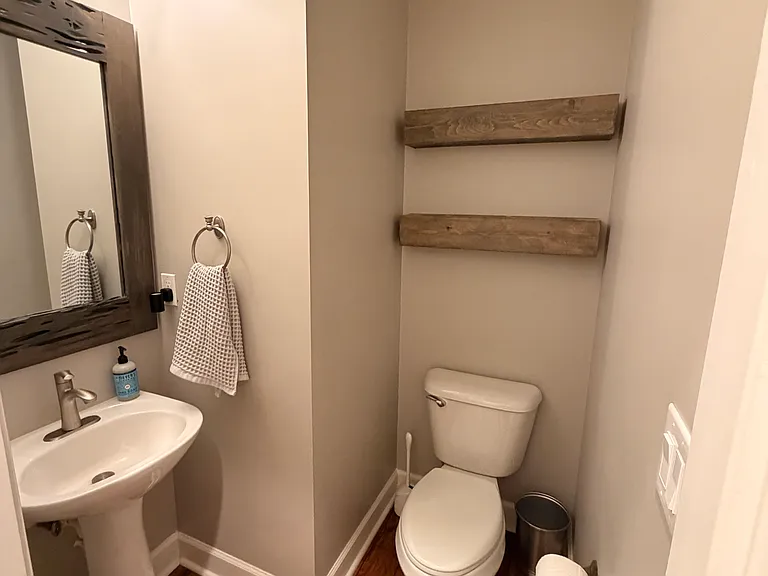 6408 Lavenhorn Ct — Photo 6