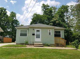 600 & 602 Brittain Rd, Akron, OH 44305