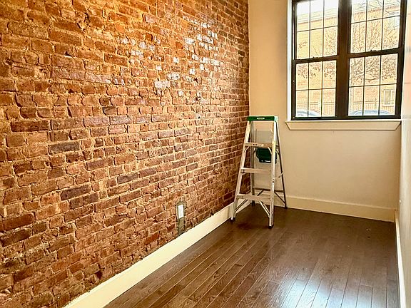 5th image of 634 Central Ave #1