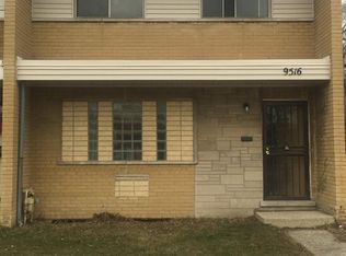 9516 S Colfax Ave, Chicago, IL