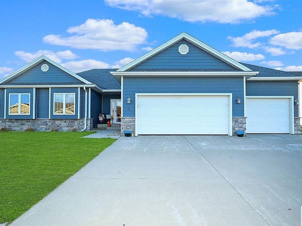 1st image of 175 W Creek Dr