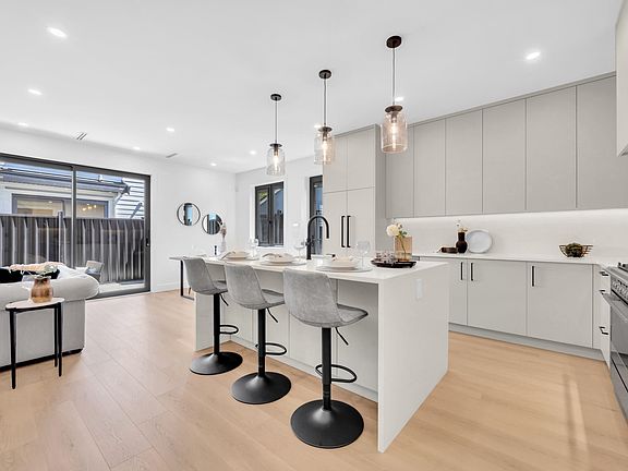 2nd image of 2316 Cliff Ave #2