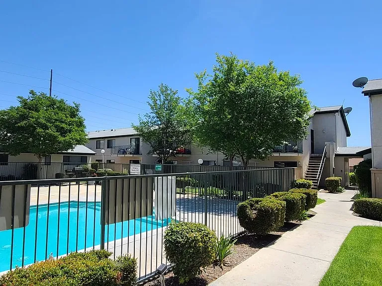Parkview Palms Apartments- Riverside, CA — Photo 91