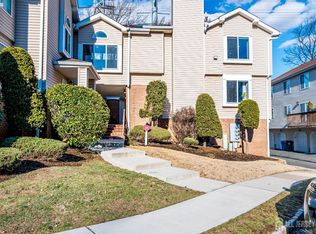 1807 Madaline Dr, Avenel, NJ