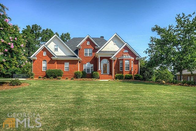1st image of 875 White Oak Dr