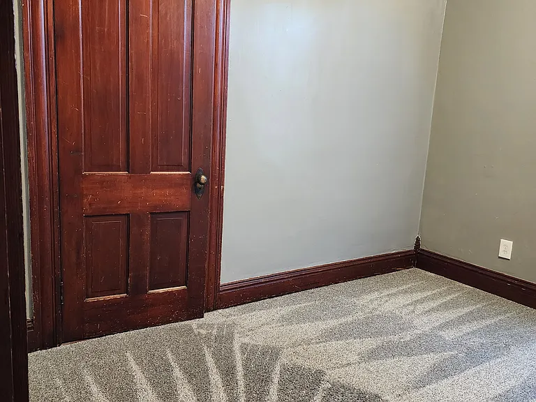 817 Catherine Pl — Photo 7