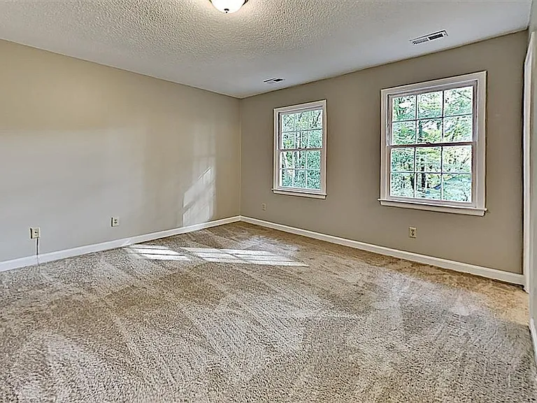 216 Woods Ream Dr — Photo 27