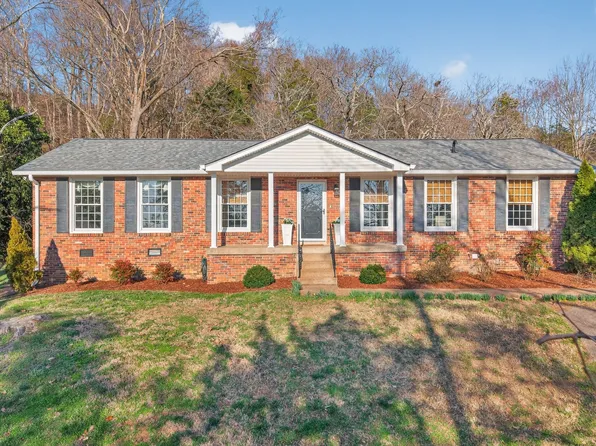 304 Cross Timbers Dr, Nashville, TN 37221