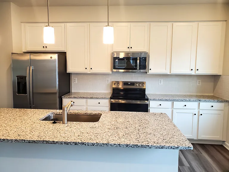 48 Rolling Branch Dr — Photo 1
