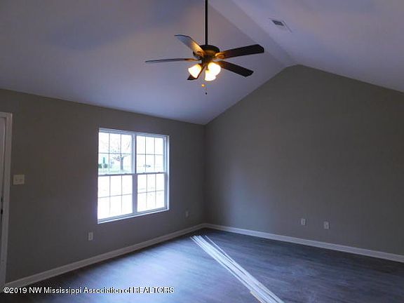 5th image of 2593 S Avalon Dr