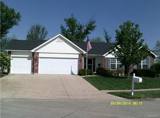 1914 Bonnie Brook Ln, Wentzville, MO 63385