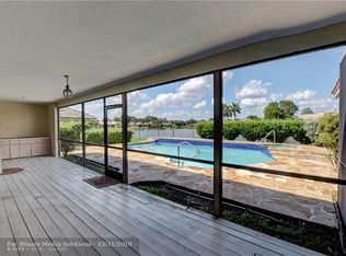 1066 NW 110th Ln, Coral Springs, FL 33071