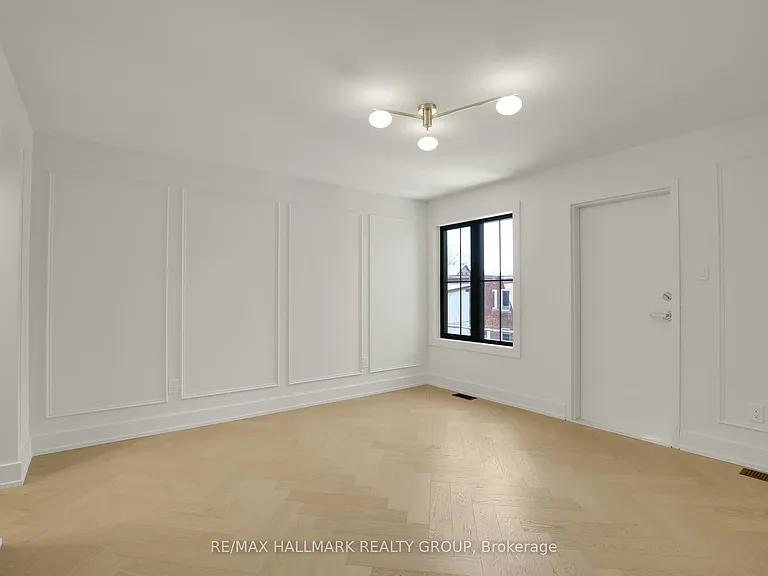 13 Ella St #3 — Photo 21