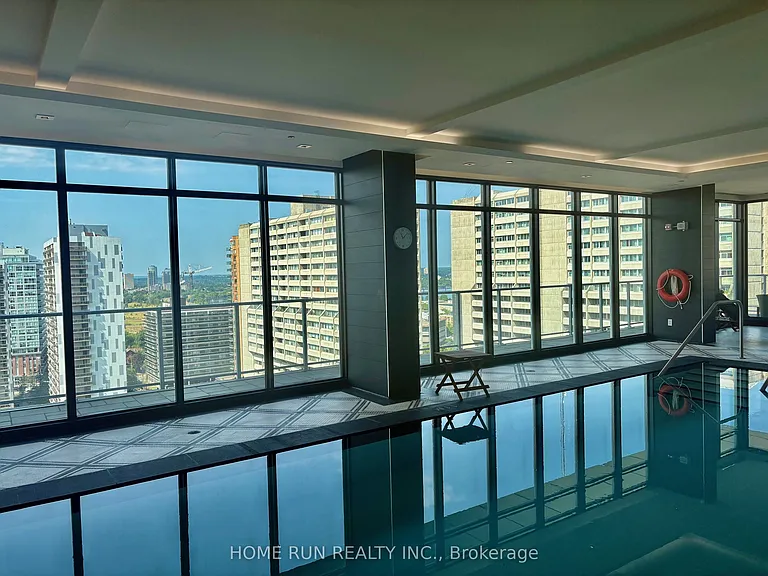 255 Bay St #3 — Photo 36