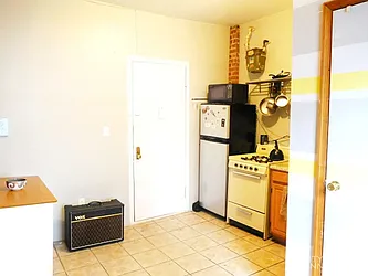 Rented by City Connections Realty