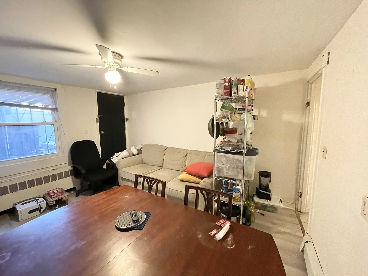 4 bed, $4,300 — Photo 2