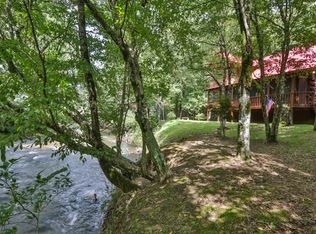 504 Weaver Rd #3, Ellijay, GA 30536