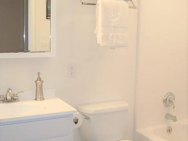 4 Shirley Dr — Photo 13