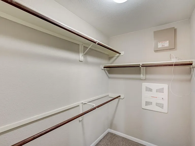 7219 Palmito Ranch Dr — Photo 32