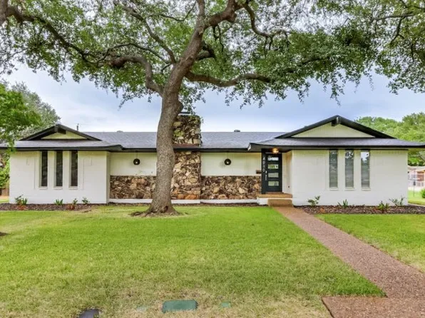 4010 Crestpark Dr, Farmers Branch, TX 75254