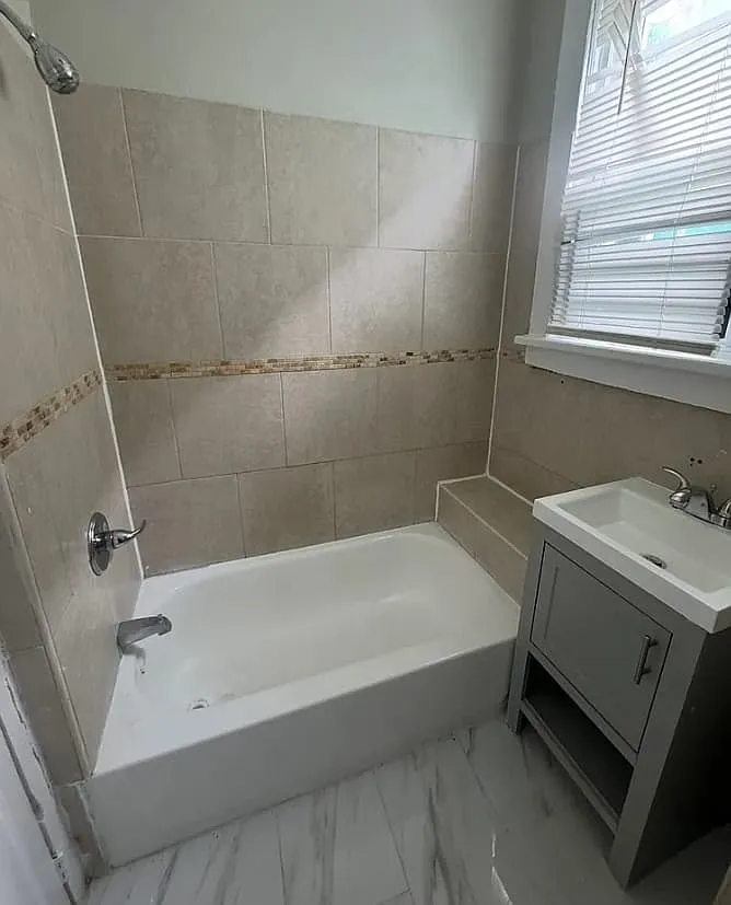2 bed, 850 sqft, $1,695 — Photo 3