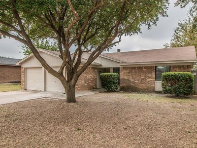 705 Meadowdale Dr, Saginaw, TX, 76179