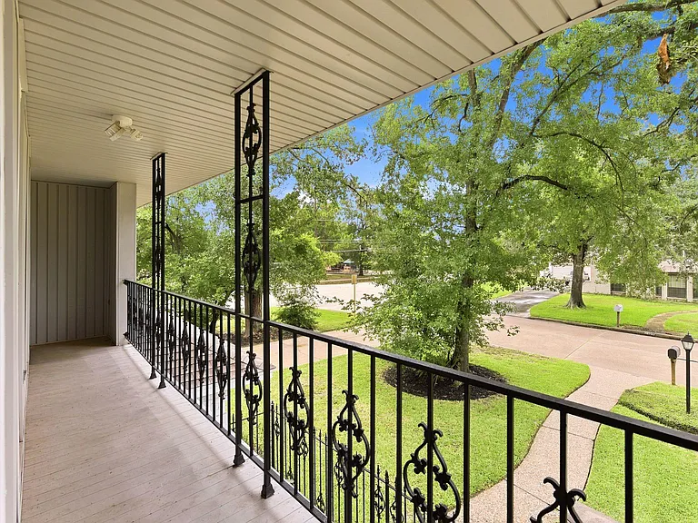 7902 Lichen Ln — Photo 37