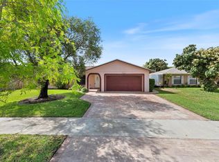 12520 SW 10th Ct, Davie, FL 33325