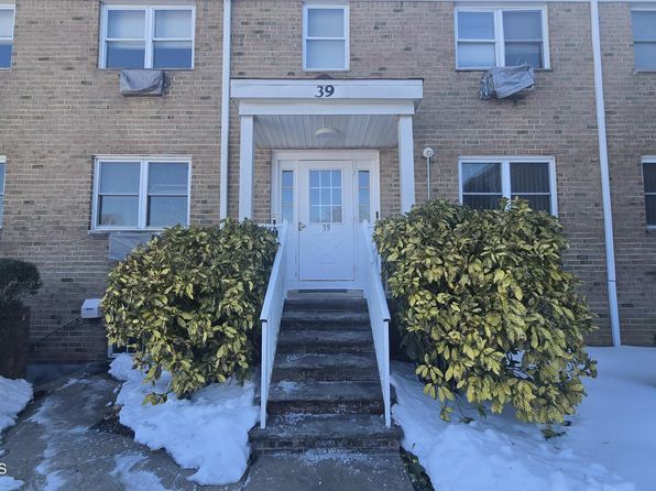 39 Manchester Ct APT G