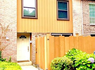 24 Pinehurst Ct, Reading, PA 19607