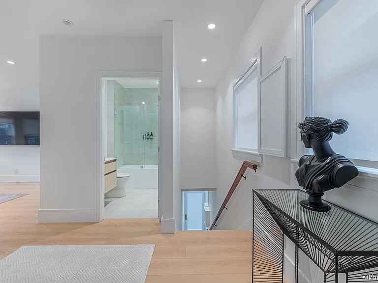 957 Nicola St #951 — Photo 13