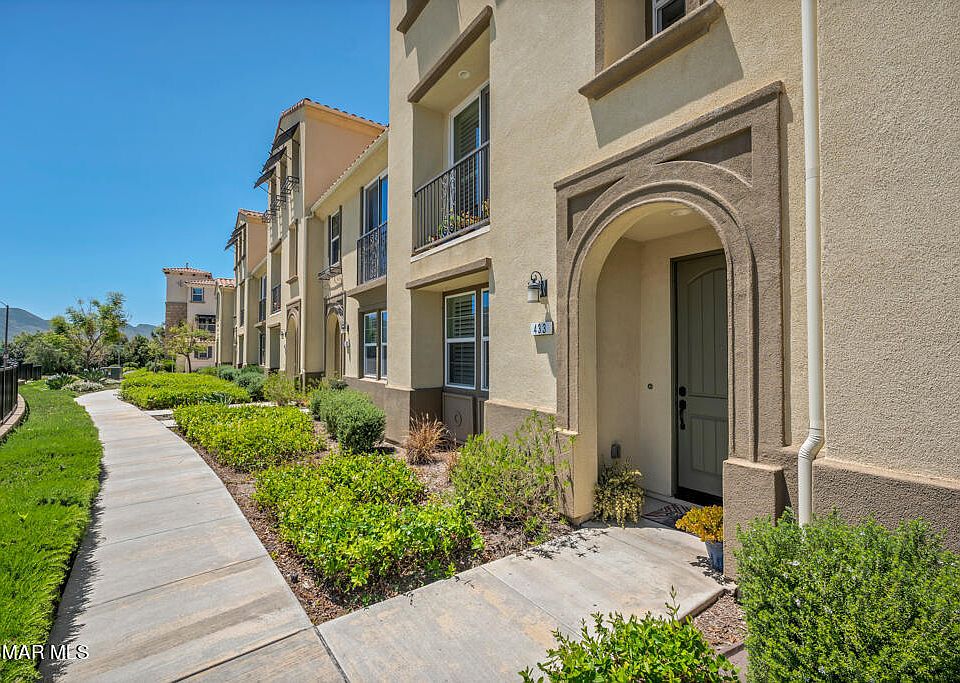 1st image of 433 Camino Ruiz