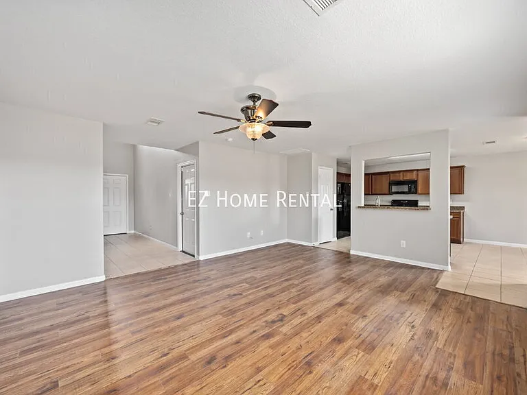 16267 Silver Wing Ln — Photo 4