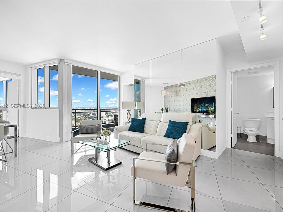 1st image of 92 SW 3rd St APT 4806