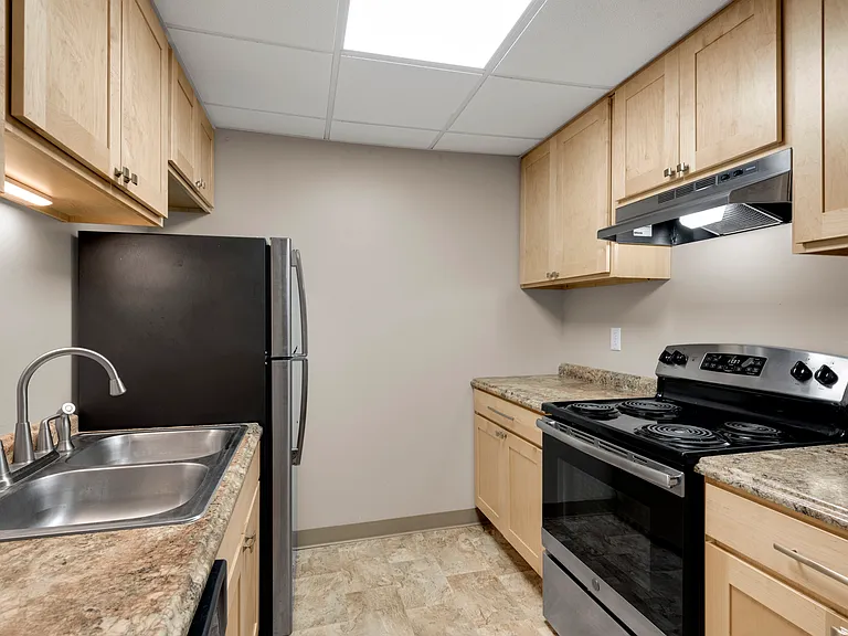 Oakwood Apartments — Photo 44