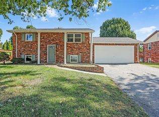 3024 Mockingbird Ln, Granite City, IL 62040