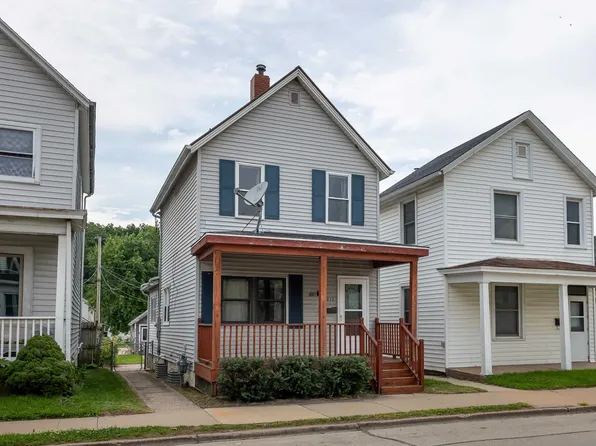 1213 Rhomberg Ave, Dubuque, IA 52001
