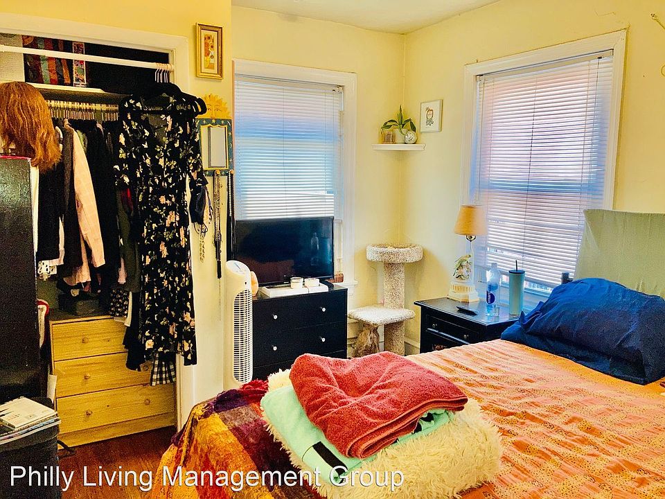 1st image of 928 Pine St APT 11