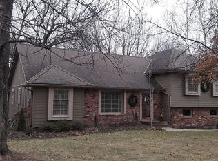 15911 Riggs Rd, Stilwell, KS 66085